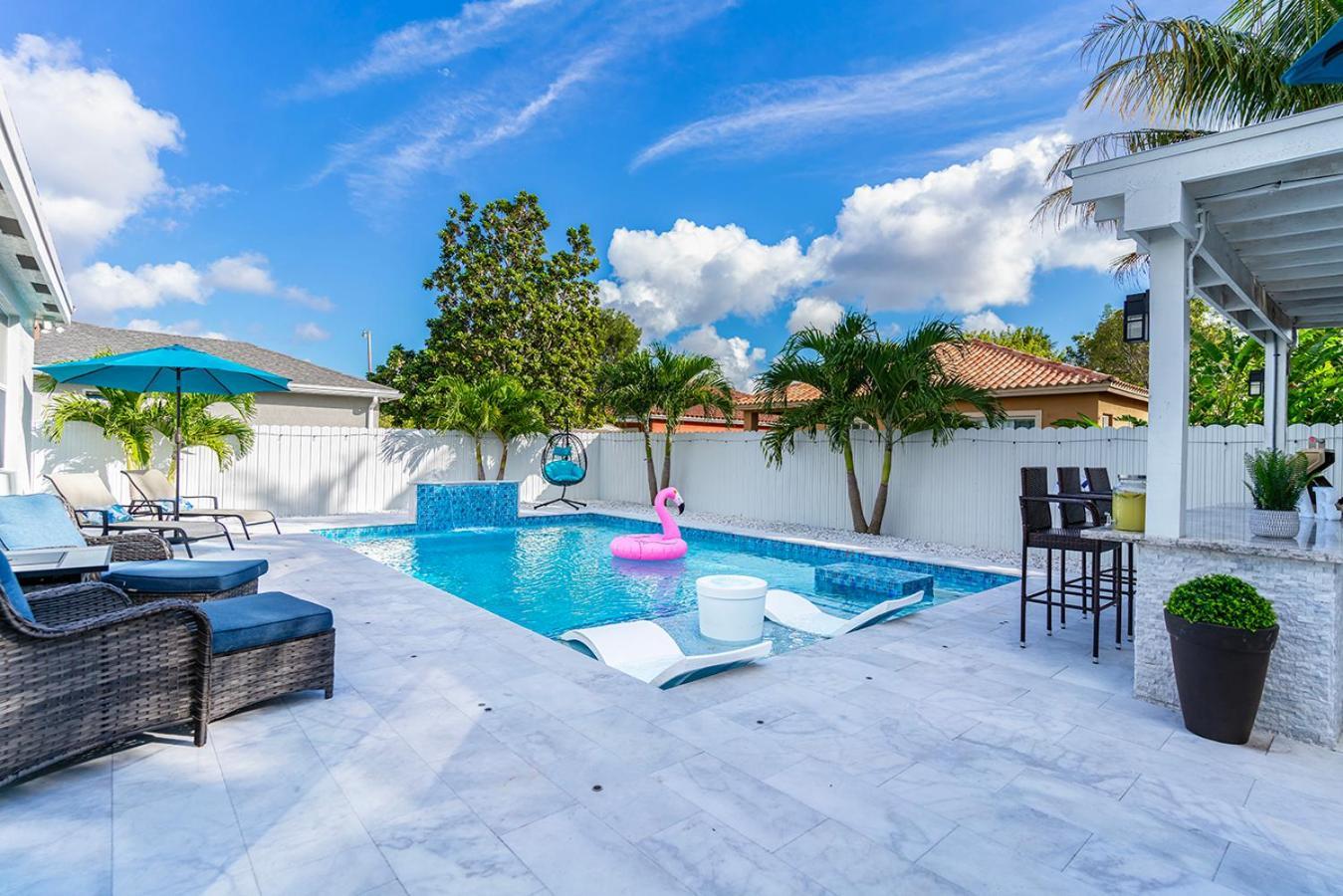 Lux Backyard/Heated Pool/Everglades/Speedway/Keys! Miami Exterior photo